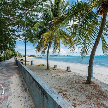 Port Dickson 6Pax 2Br Glory Beach Resort Seaview Экстерьер фото